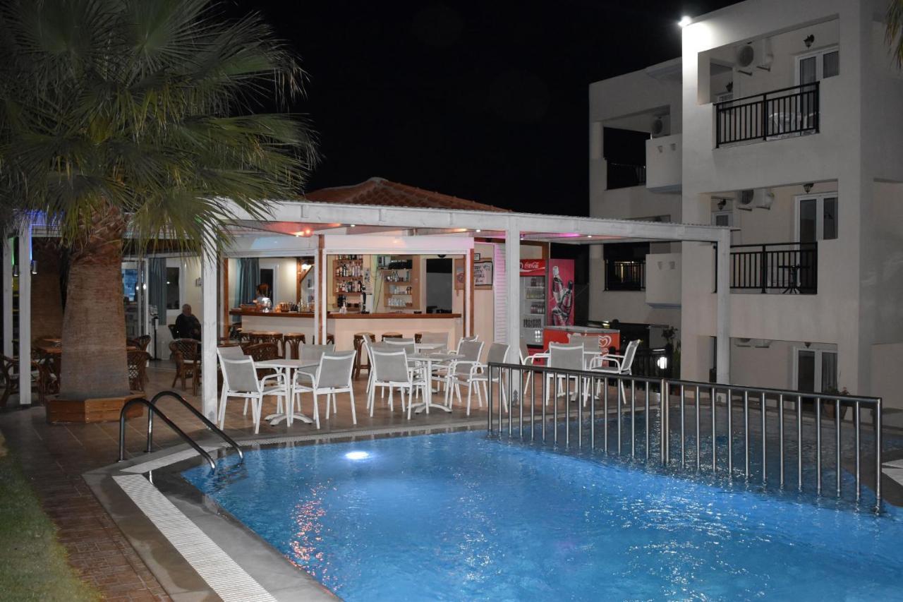 Stalida Sunshine Studios & Apartments מראה חיצוני תמונה