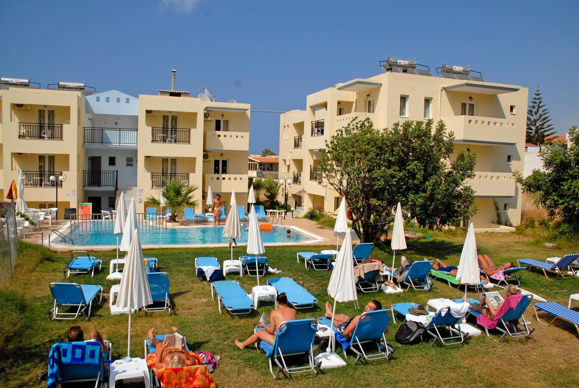 Stalida Sunshine Studios & Apartments מראה חיצוני תמונה