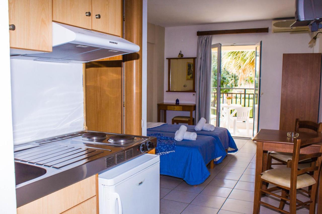 Stalida Sunshine Studios & Apartments מראה חיצוני תמונה